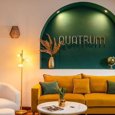 Quatrum Apartment Naples Extérieur photo